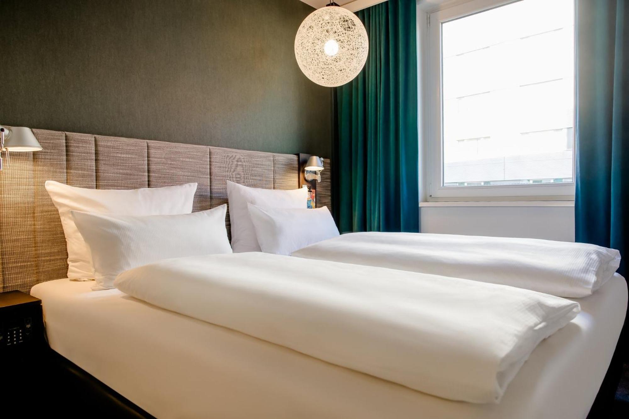 Motel One Nürnberg-City Exterior foto
